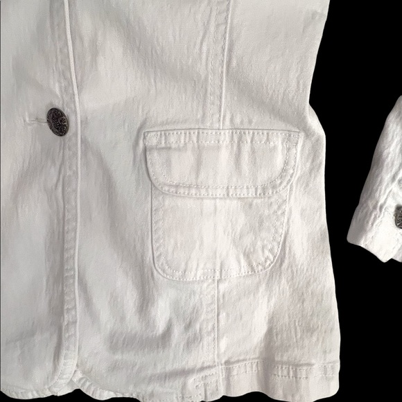 DG2 WHITE VINTAGE SPRING/SUMMER DENIM WITH STRETCH EMBELLISHED BLAZER - Picture 11 of 13